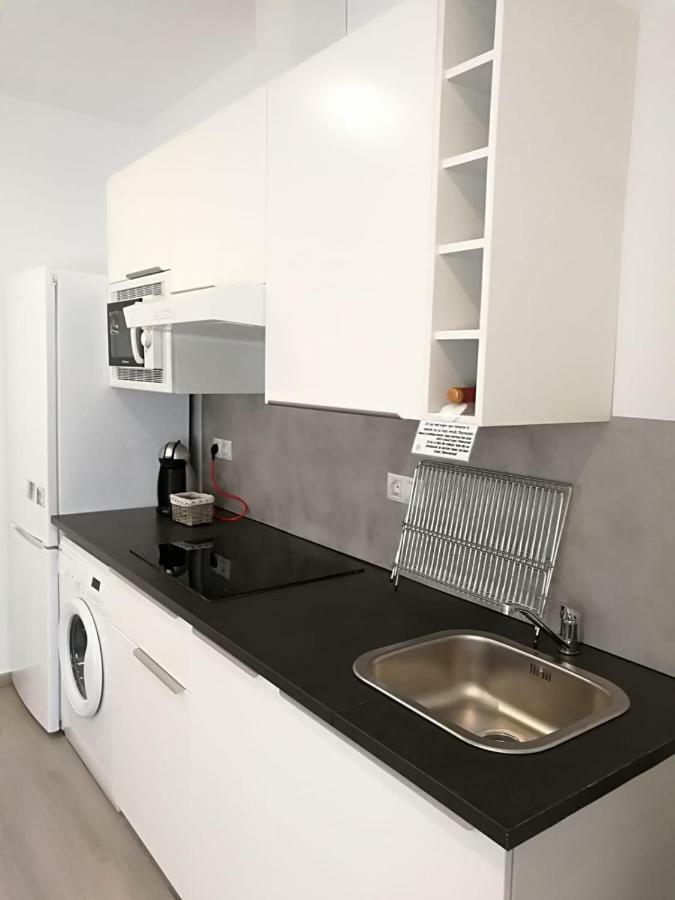 Apartamentos Playa Benitez เซวตา ภายนอก รูปภาพ
